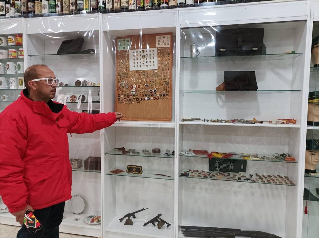 El Museo de la Guardia Civil de Raúl Morcillo tiene más de 10.000 referencias. 