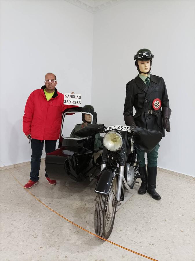 El Museo de la Guardia Civil de Raúl Morcillo tiene más de 10.000 referencias. 