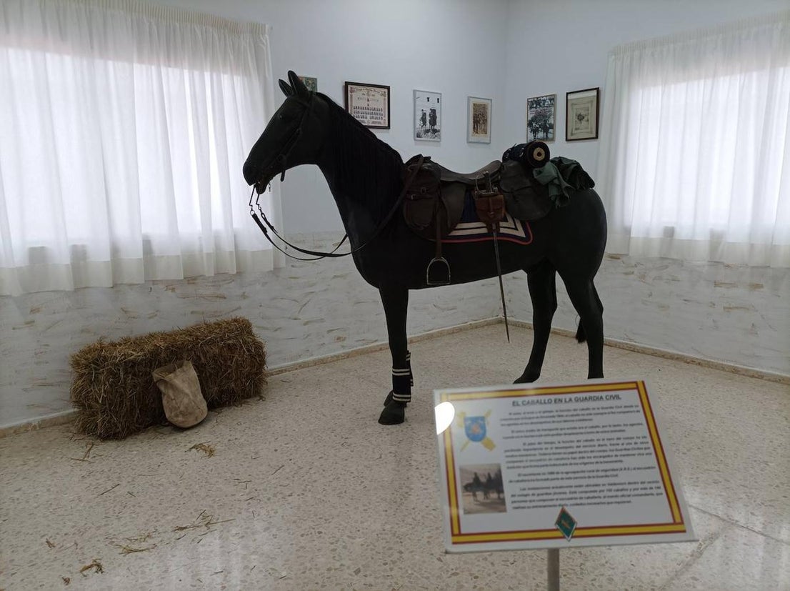 El Museo de la Guardia Civil de Raúl Morcillo tiene más de 10.000 referencias. 