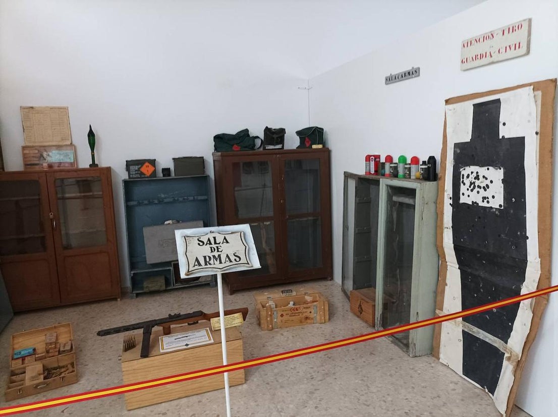 El Museo de la Guardia Civil de Raúl Morcillo tiene más de 10.000 referencias. 