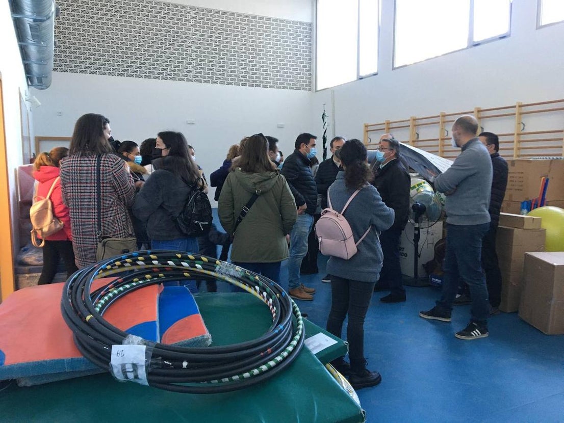 Los padres y madres de alumnos han visitado este viernes el nuevo colegio Ortega y Gasset. 