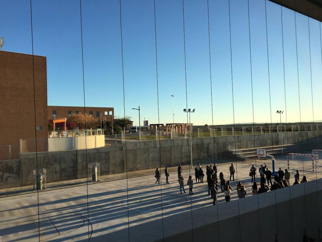 Los padres y madres de alumnos han visitado este viernes el nuevo colegio Ortega y Gasset. 
