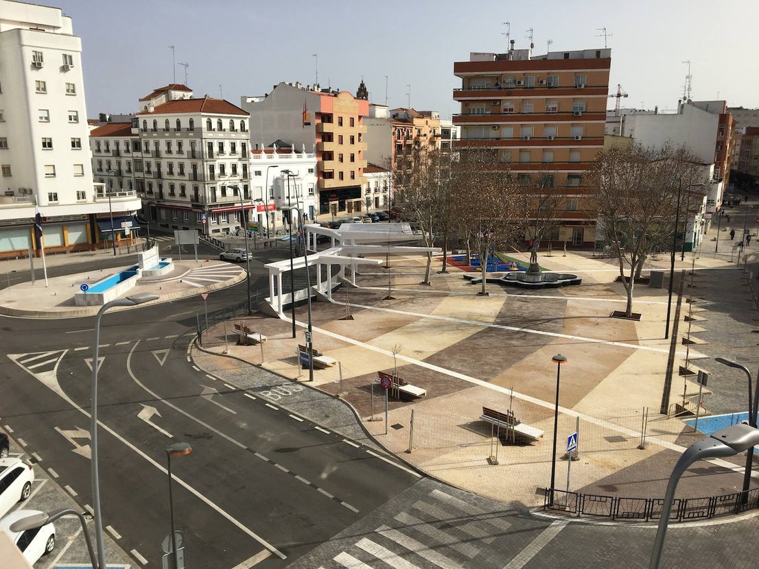 Imagen de la plaza de Extremadura tras la remodelación. 