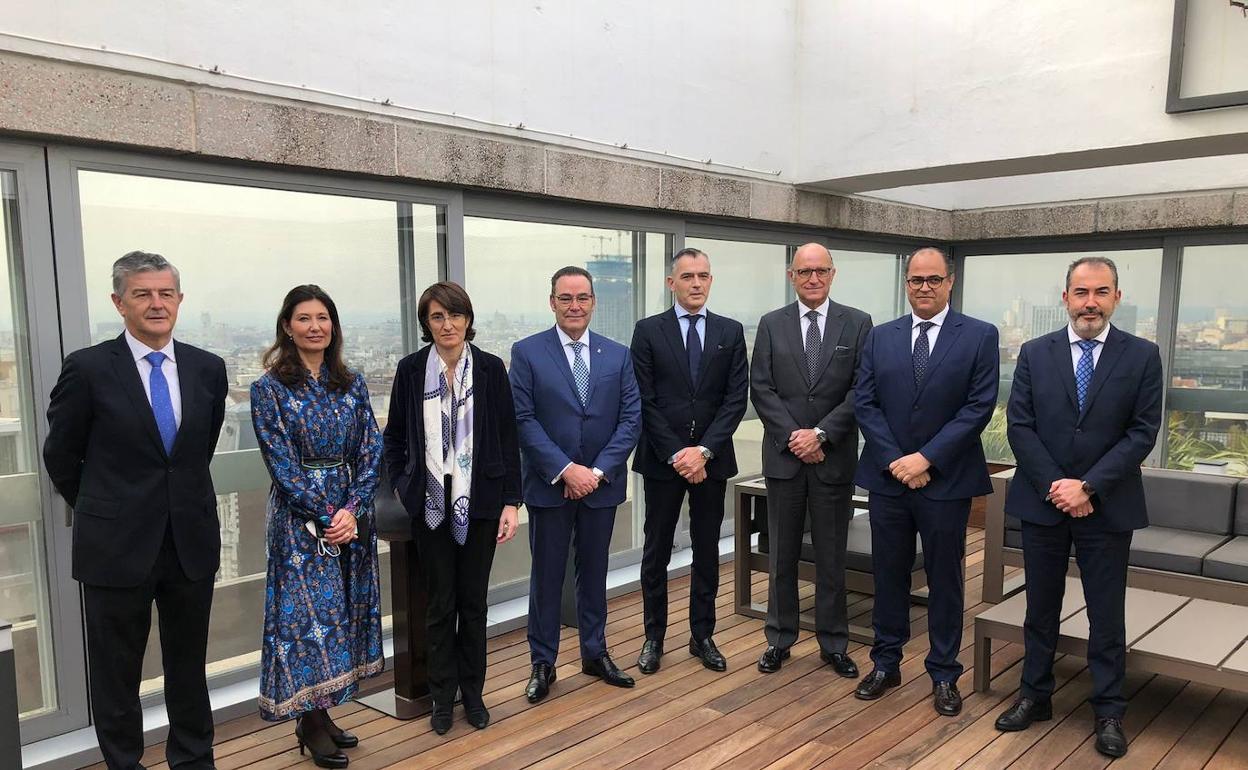 Cajalmendralejo culmina con éxito la compra del madrileño Banco de Depósitos