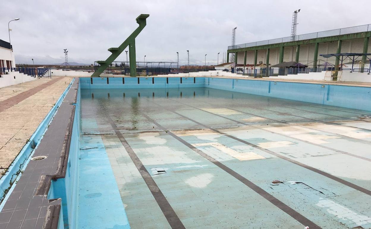 Rescinden el contrato con la adjudicataria de la piscina de verano de mútuo acuerdo