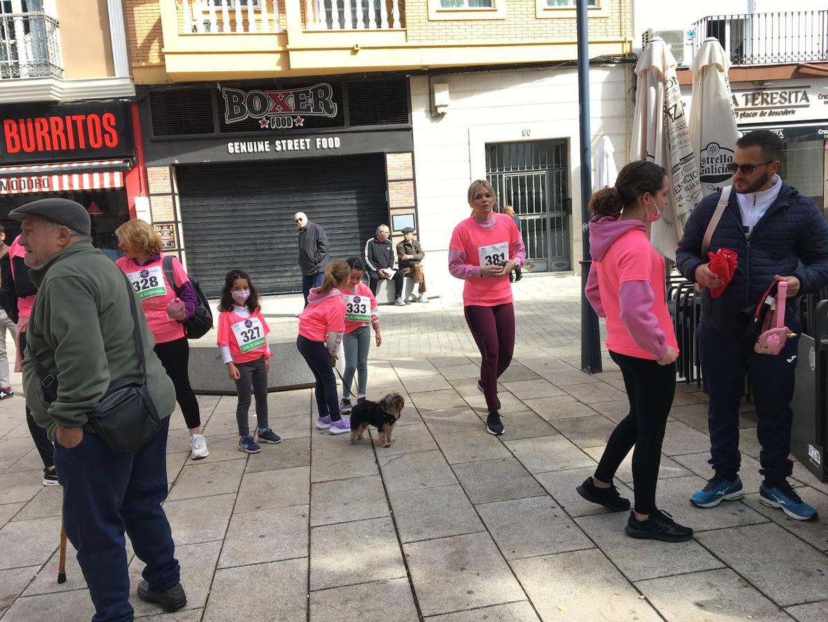 La carrera de la Mujer congregó a cientos de personas. 