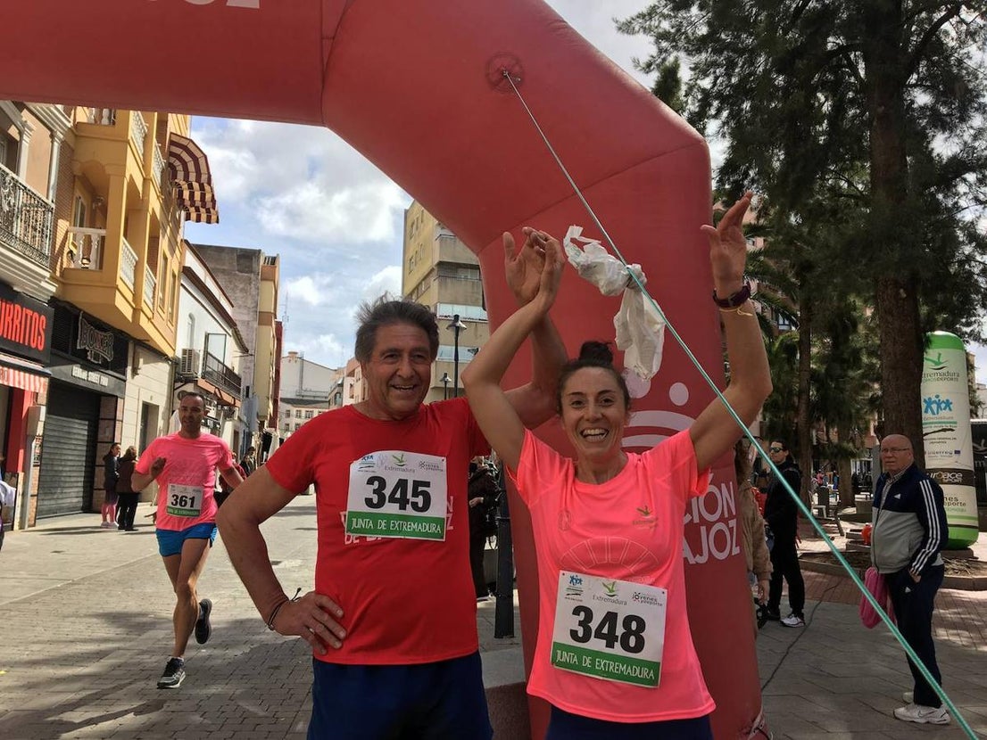 La carrera de la Mujer congregó a cientos de personas. 