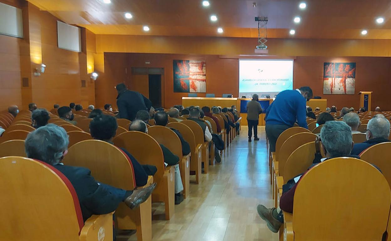 En la reunión de febrero de la Comunidad de Regantes se informó del nuevo precio. 