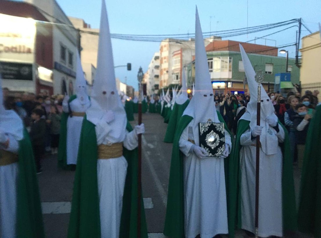 La Semana Santa ha brillado este año tras la pandemia en Almendralejo. 