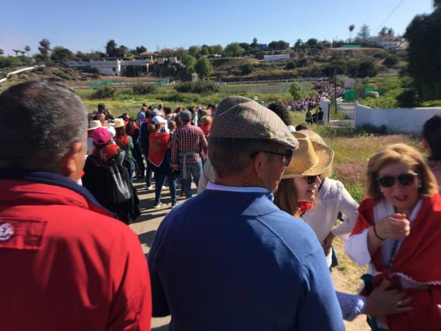 Este año la romería de San Marcos ha reunido a miles de personas en el camino a la ermita. 