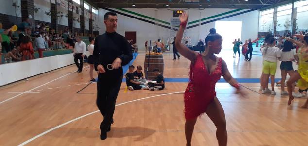 Fotos: 400 bailarines de toda España participan en el VI Trofeo Ciudad de Almendralejogloria