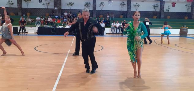 Fotos: 400 bailarines de toda España participan en el VI Trofeo Ciudad de Almendralejogloria