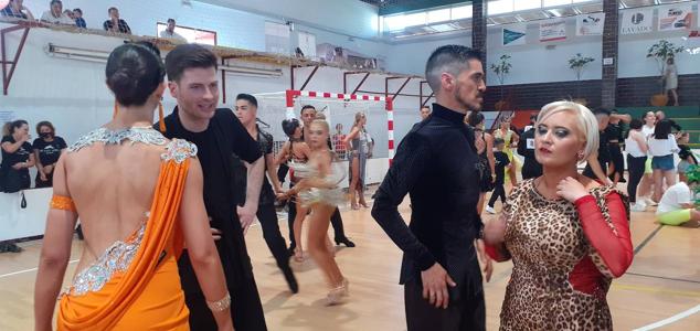 Fotos: 400 bailarines de toda España participan en el VI Trofeo Ciudad de Almendralejogloria