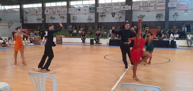 Fotos: 400 bailarines de toda España participan en el VI Trofeo Ciudad de Almendralejogloria