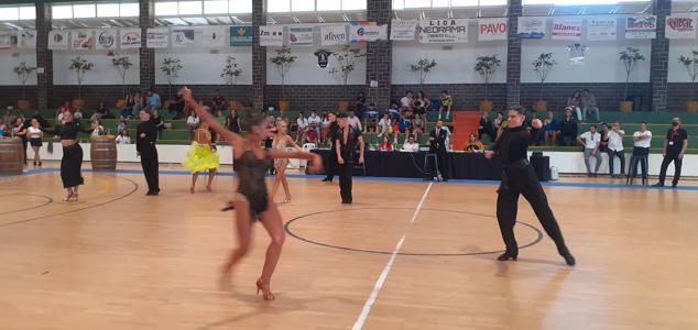 Fotos: 400 bailarines de toda España participan en el VI Trofeo Ciudad de Almendralejogloria