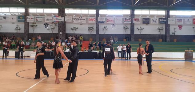 Fotos: 400 bailarines de toda España participan en el VI Trofeo Ciudad de Almendralejogloria