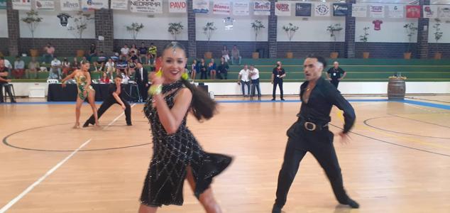 Fotos: 400 bailarines de toda España participan en el VI Trofeo Ciudad de Almendralejogloria