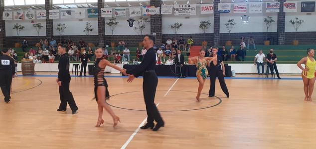 Fotos: 400 bailarines de toda España participan en el VI Trofeo Ciudad de Almendralejogloria