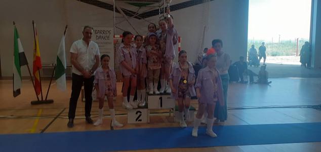Fotos: 400 bailarines de toda España participan en el VI Trofeo Ciudad de Almendralejogloria