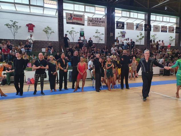 Fotos: 400 bailarines de toda España participan en el VI Trofeo Ciudad de Almendralejogloria