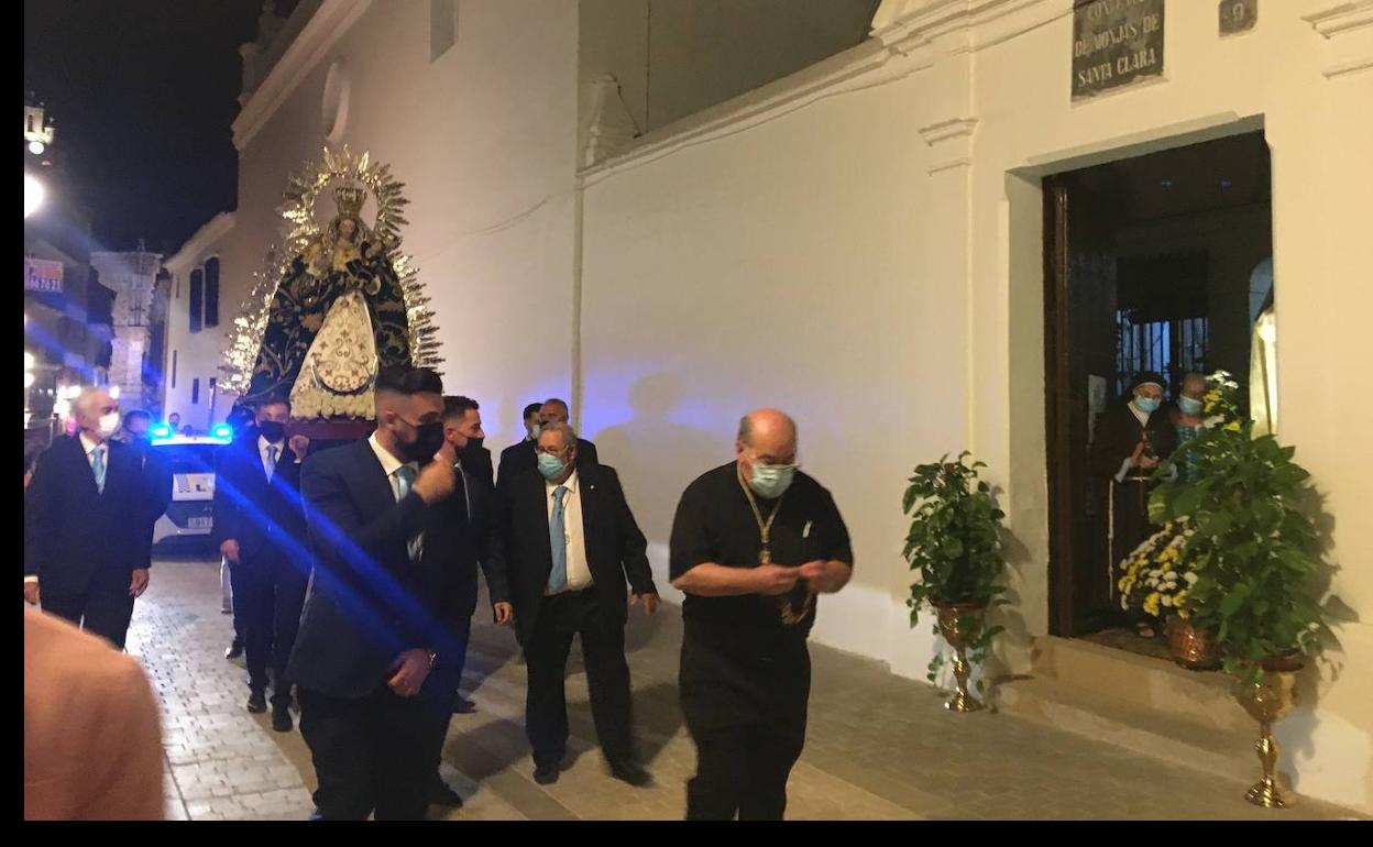 La virgen volverá a subir en procesión el día 14 de agosto. 