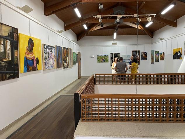 Este año se han presentado 55 obras al Certamen Miguel Antolín de pintura. 