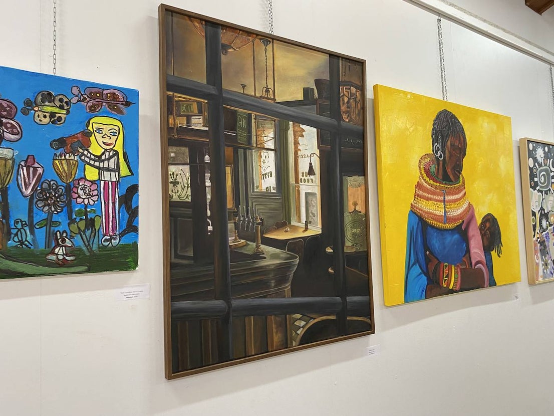 Este año se han presentado 55 obras al Certamen Miguel Antolín de pintura. 