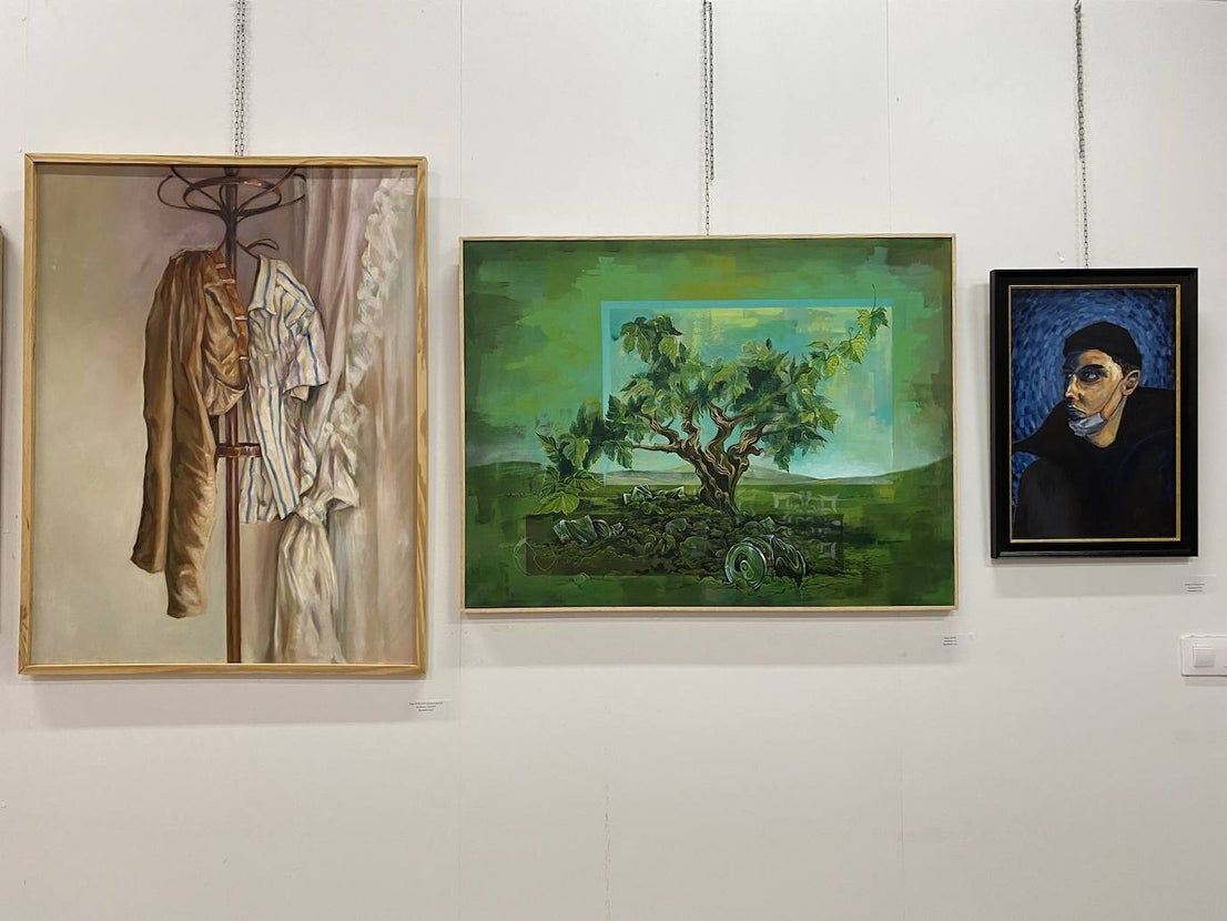 Este año se han presentado 55 obras al Certamen Miguel Antolín de pintura. 