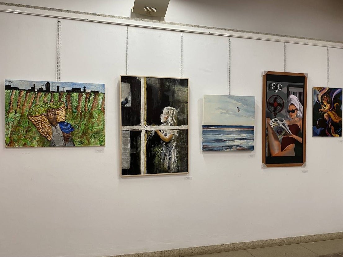Este año se han presentado 55 obras al Certamen Miguel Antolín de pintura. 