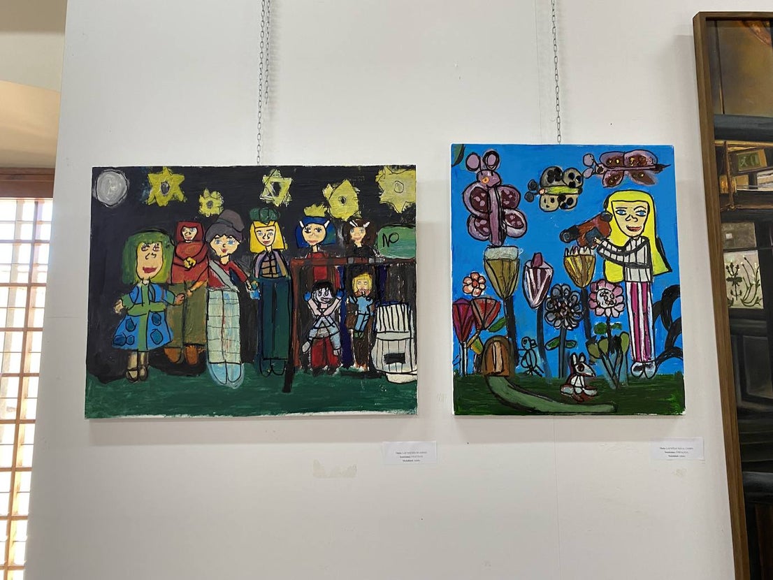 Este año se han presentado 55 obras al Certamen Miguel Antolín de pintura. 