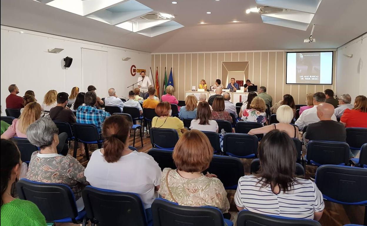 La charla se celebrará en el Centro Cultural San Antonio. 