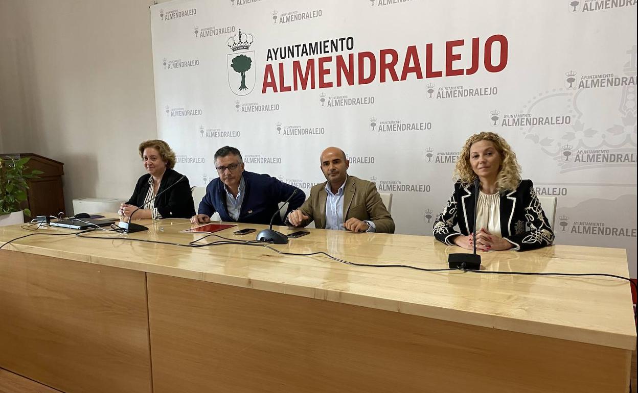 Los empresarios homenajean a Diego Nieto, Fernando Arias y Sergio Salguero