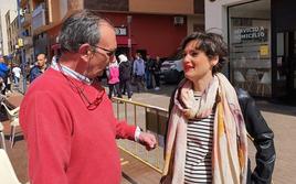 Raquel del Puerto junto a Manuel Álvarez, concejal de Educación.