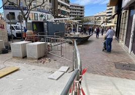 La obra que se está ejecutando termina en este punto de la calle.