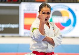 Paola García tiene 17 años.