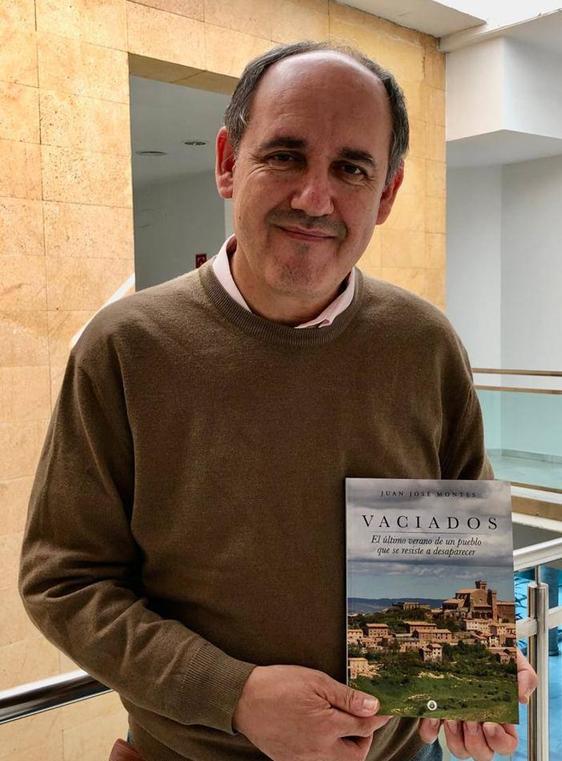 El periodista Juan José Montes presenta su libro 'Vaciados'