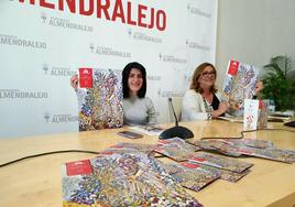 La concejala de Festejos, Tamara Rodríguez, junto a la hermana mayor de San Marcos.
