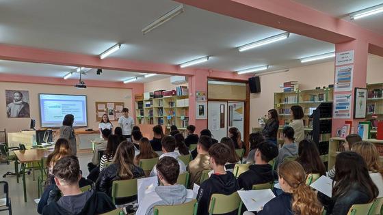 El IES 'Mariano Barbacid' de Solana es semifinalista en el V Certamen Tecnológico Efigy