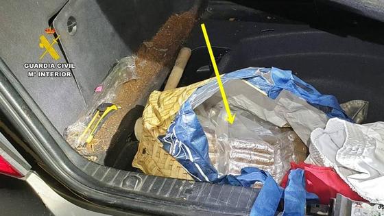 Detenido un conductor de Isla Cristina con 5 kilos de hachís ocultos