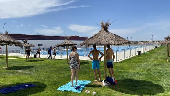 Este viernes ha abierto la piscina de verano después de tres años
