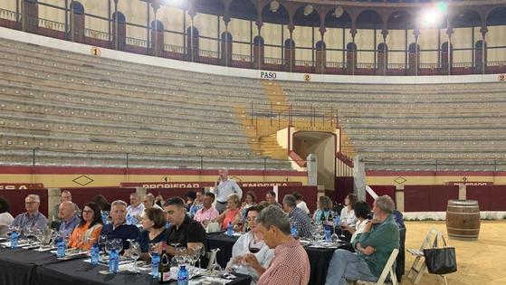 El Festival del solsticio de verano propone ver las estrellas con cava y jamón en la plaza de toros