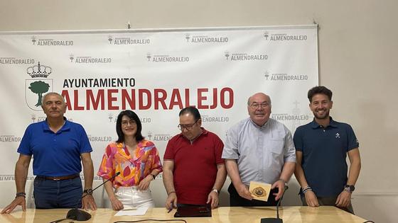 La procesión de bajada de la virgen pasará por primera vez por la Paz y calle Pilar