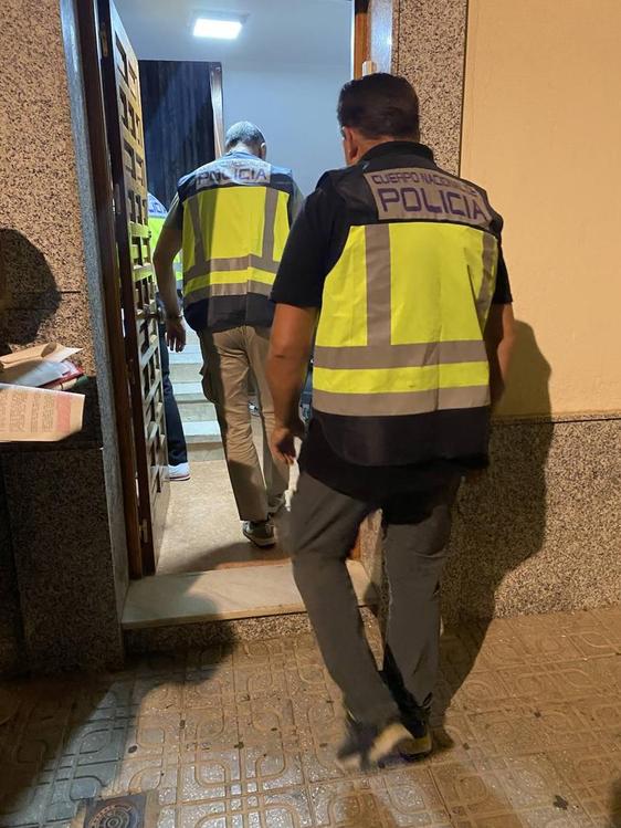Detenido un hombre de 28 años por obligar a ejercer la prostitución a dos mujeres