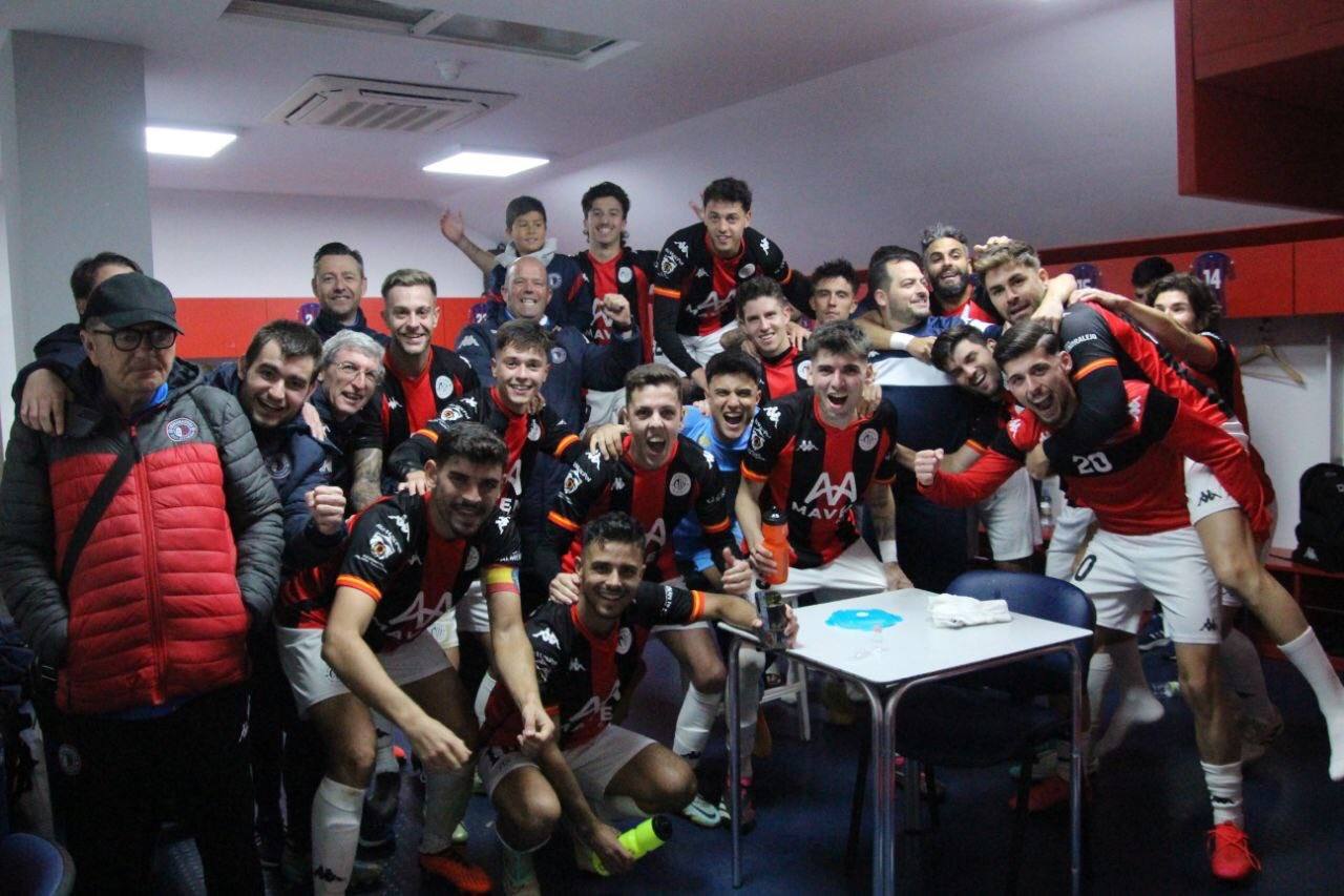 El CD Extremadura lidera la primera parte de la liga