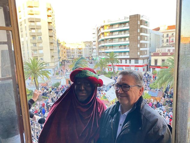 Fotos: El Heraldo de Barros anticipa la llegada de los Reyes Magos