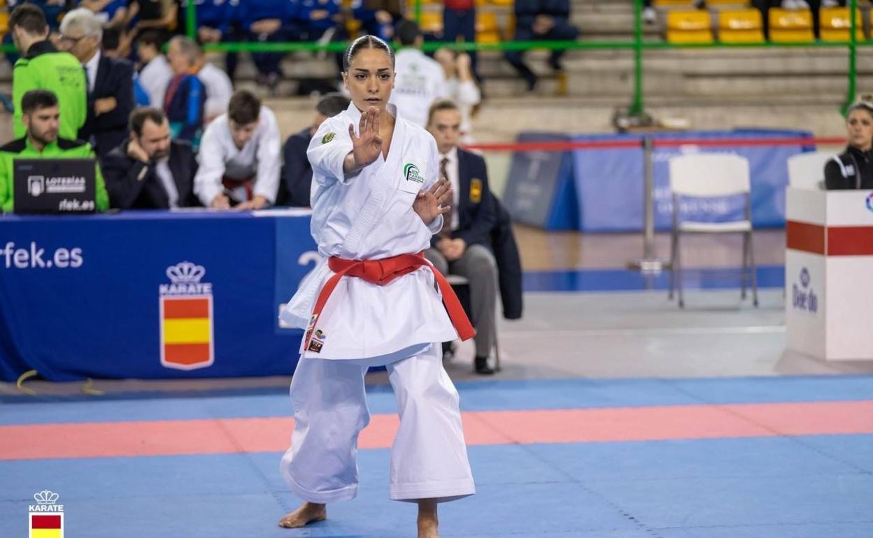 Paola García Lozano logra proclamarse campeona de España absoluta en Orense