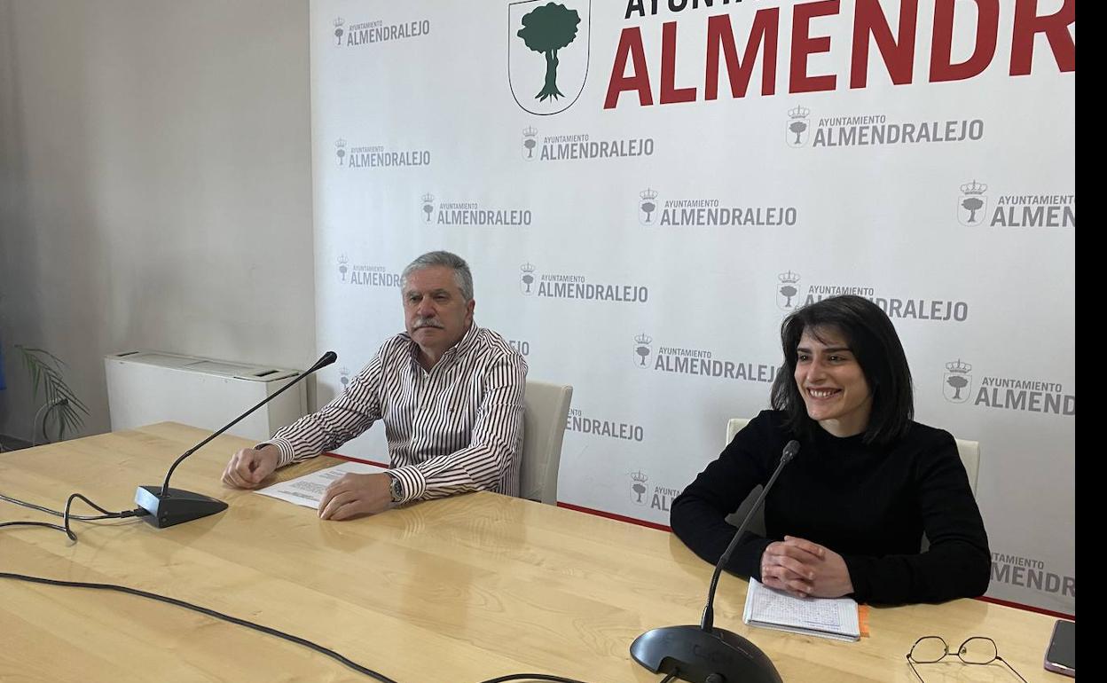Antonio Caballero es el portavoz del consejo y Tamara Rodríguez es concejala.