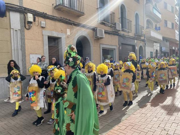 El desfile discurrió por la avenida de La Paz. 