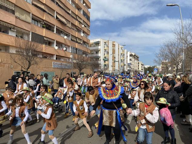 El desfile discurrió por la avenida de La Paz. 