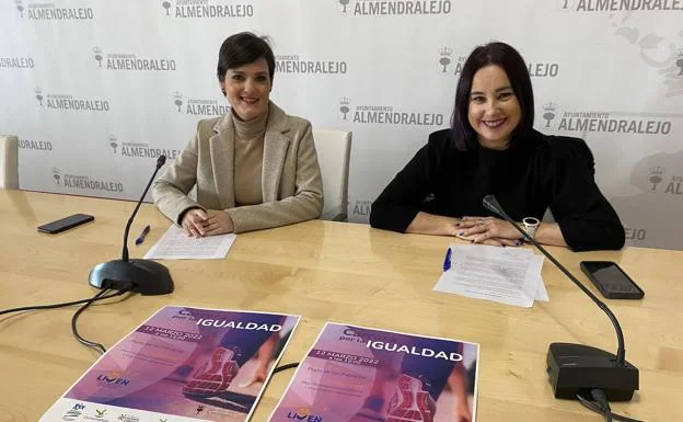 Las concejalas Raquel del Puerto y Macarena Domínguez. /g. c.